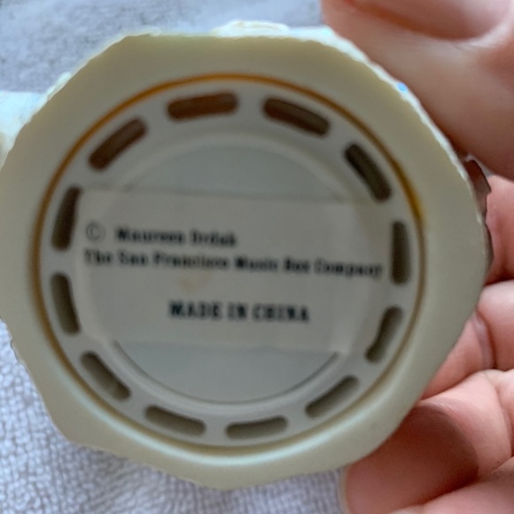 Set of 6 San Francisco music co ornaments boxed - Picture 10 of 16